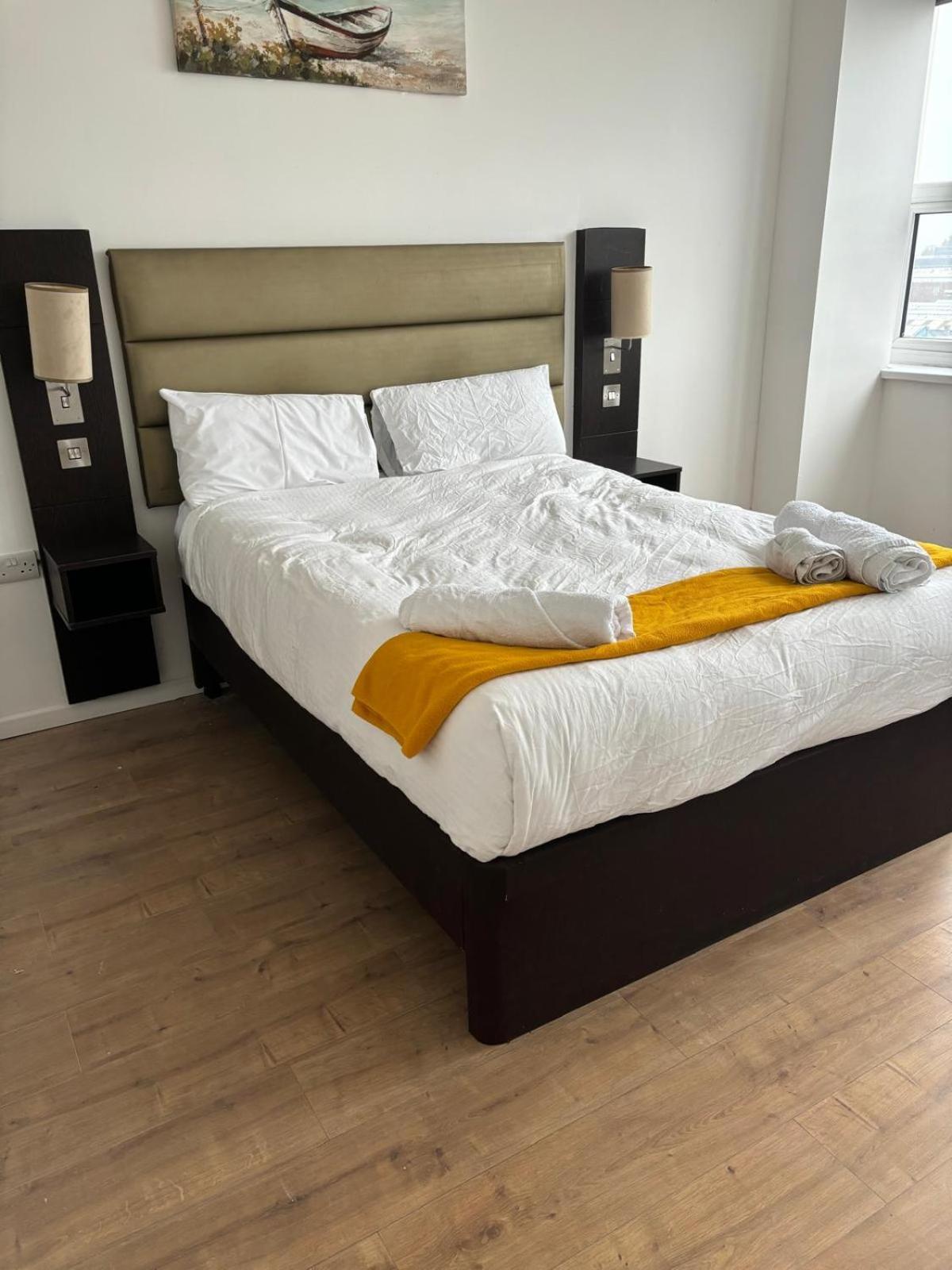 Flat 410 Beautiful One Bed Flat Apartment